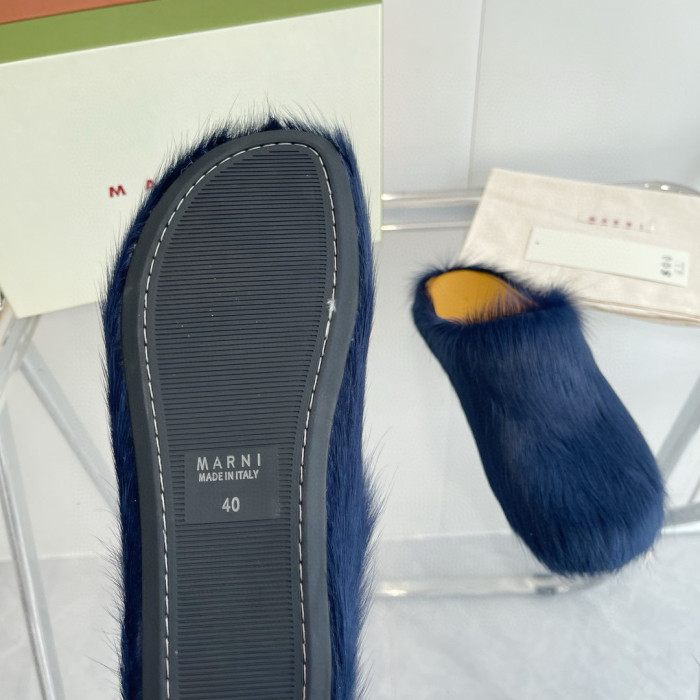Ma*n1 FUSSBET SABOT CALF-HAIR SLIPPERS