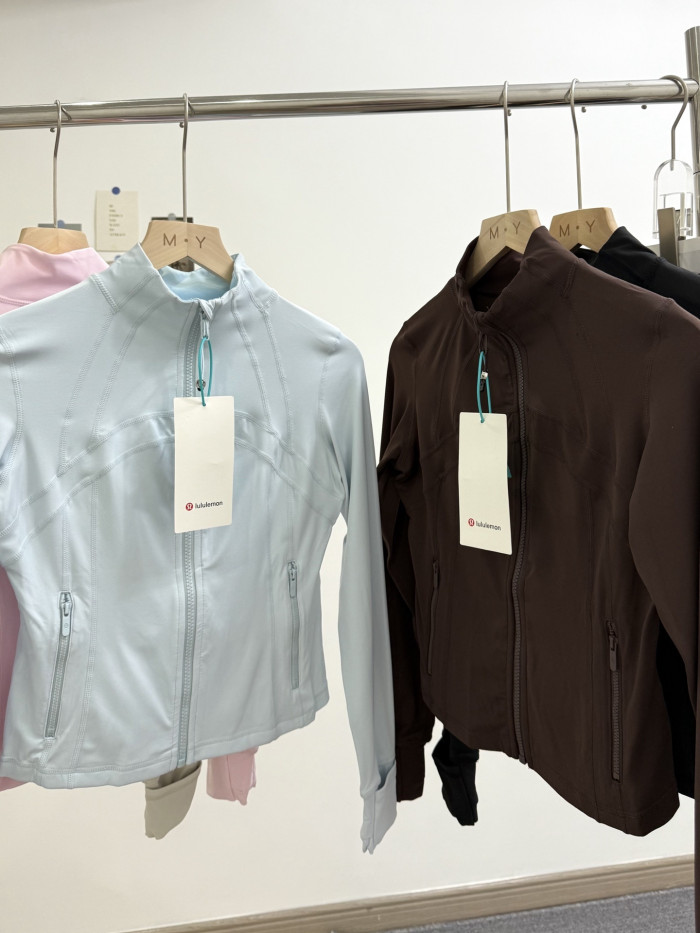 LULULENMON JACKET (BUY 2+,EVERY PIECE $75)