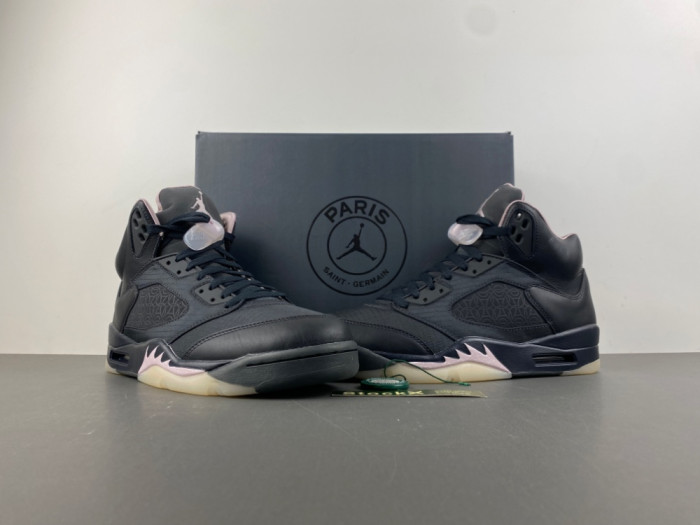 PSG x Air Jordan 5 “Off Noir” HQ3004-001