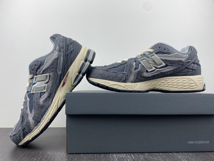 NEW BALANCE 2002R M1906DA