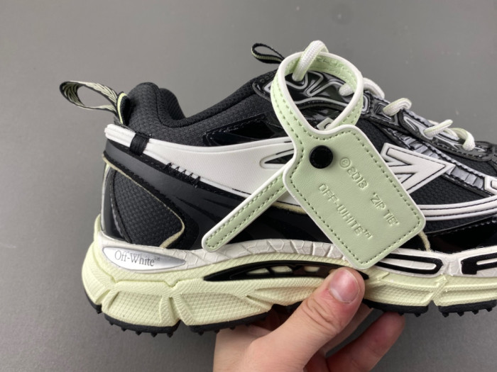 Off White C/O Virgil Abloh