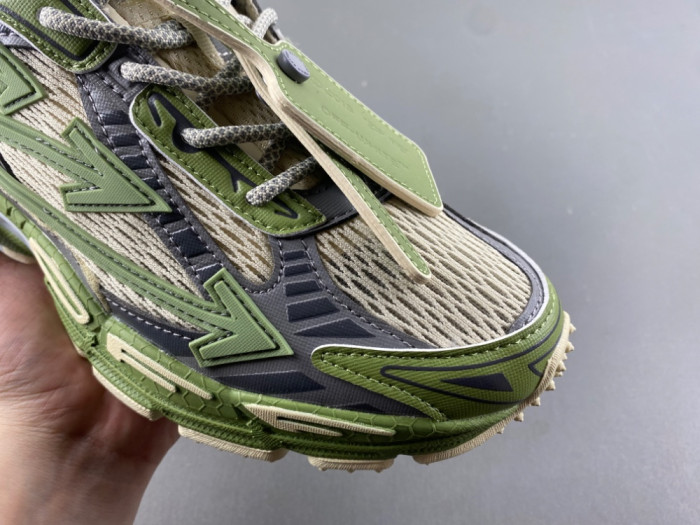 OFF-WHITE BE RIGHT BACK