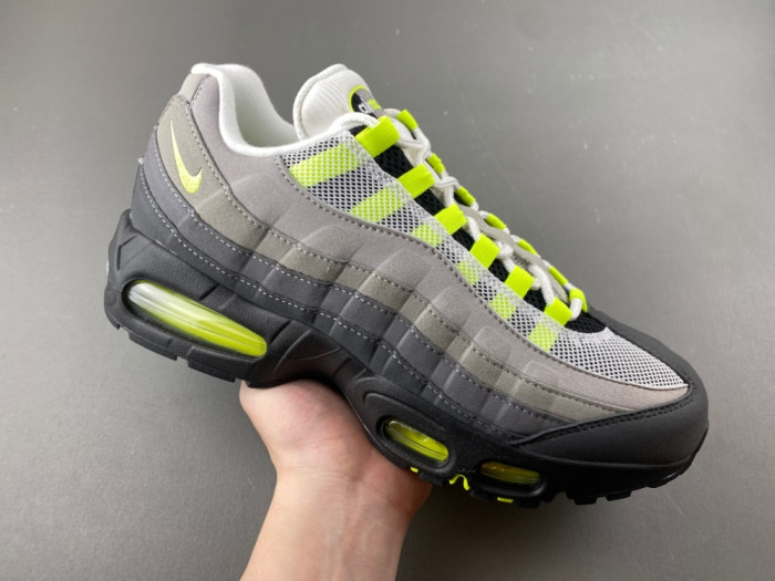 NIKE AIR MAX 95 SP CT1689-001