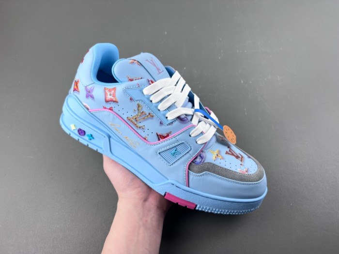 L0vis Vvtt0n LV trainer