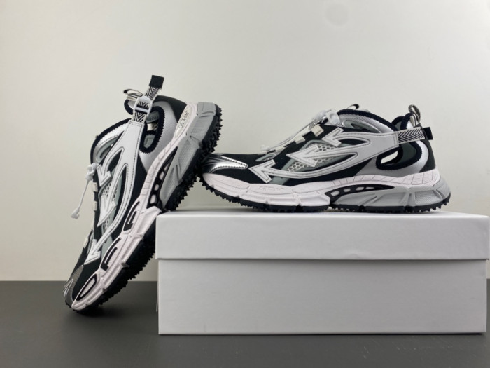 OFF-WHITE BE RIGHT BACK