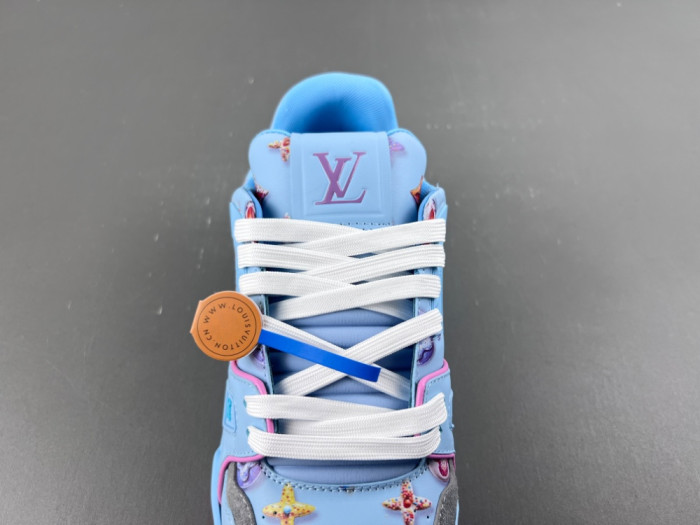 L0vis Vvtt0n LV trainer