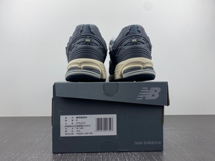 NEW BALANCE 2002R M1906DA