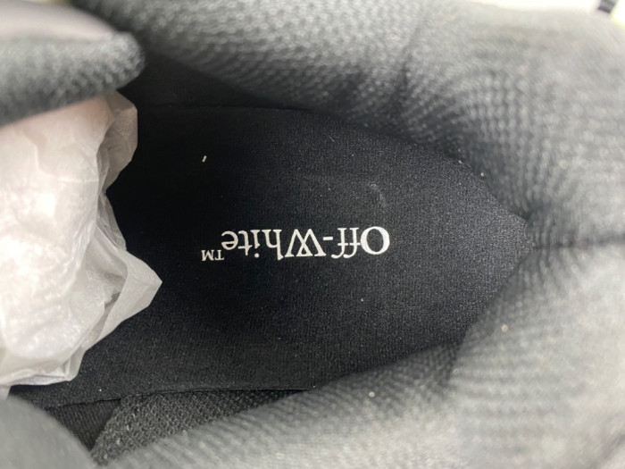 Off White C/O Virgil Abloh