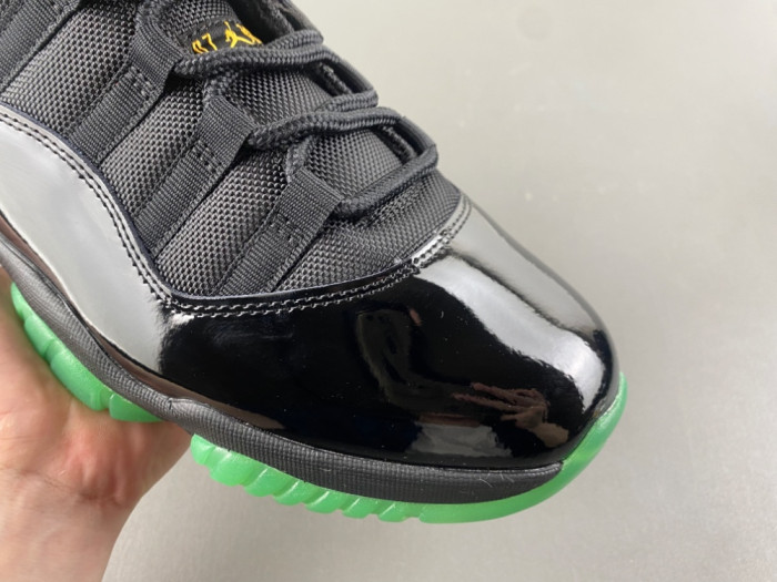 AIR JORDAN 11 RETRO CT8012-037