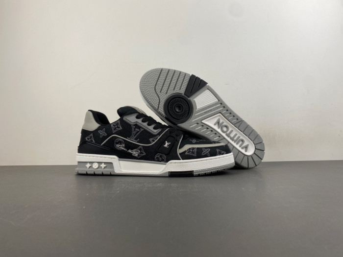 L0vis Vvtt0n LV trainer