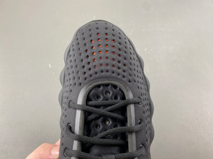 Nike Mind 002 Black Hyper Crimson Men