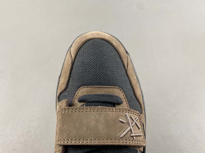 Travis Scott x Air Jordan 1 Low JACK FZ8117-204