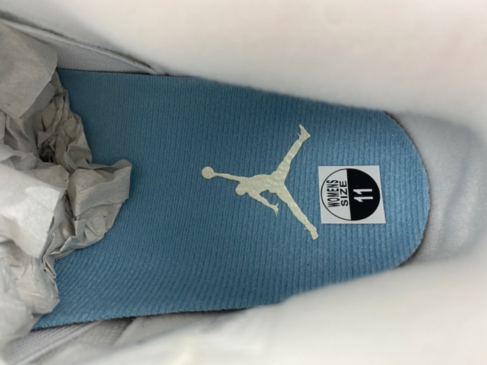Air Jordan 4 Denim "Worn Blue” IB6716-100