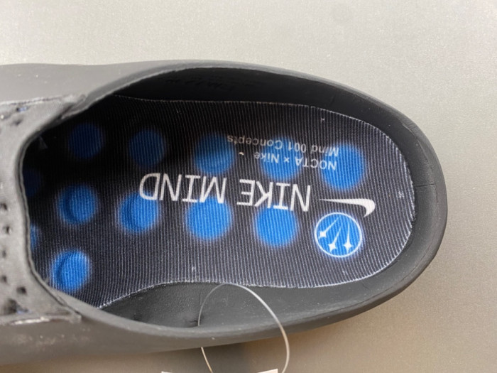 Nike Mind 001 