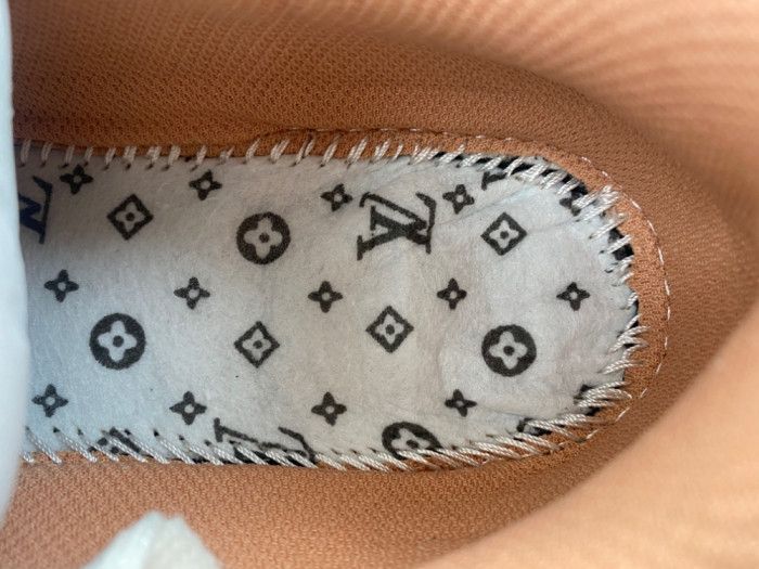 Louis Vuitton LV 1AIKV7