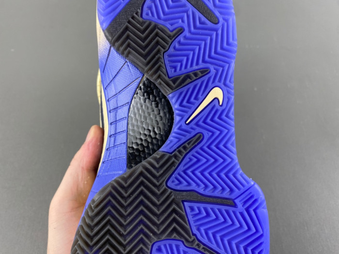 Barcelona x Nike Kobe 4 Protro IM2532-701