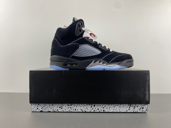 Air Jordan 5 “Black Metallic Reimagined” HF3975-001