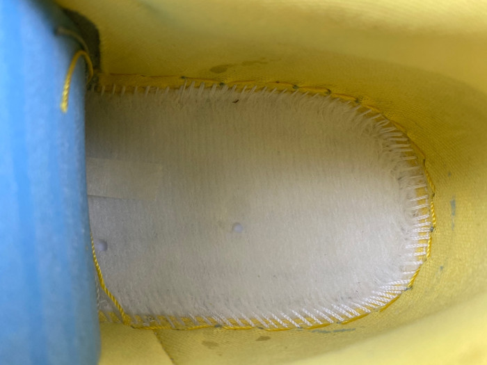 Travis Scott x Air Jordan 1 Low OG “Canary” DZ4137-700