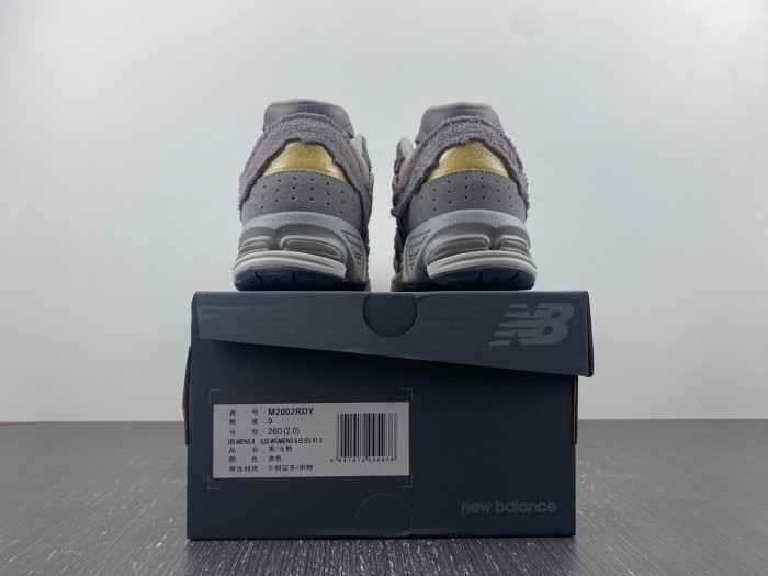 NEW BALANCE 2002R M2002RDY