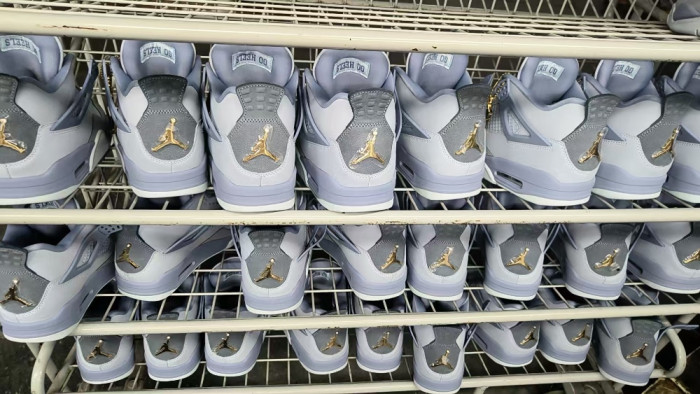 Jordan 4 UNC Tar Heels PE HV9204-407