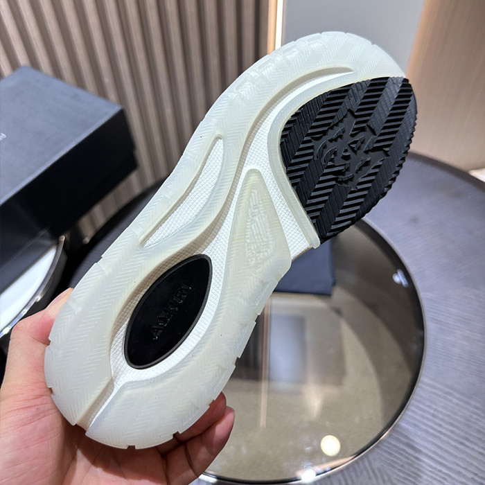 AMIRI Bone Runner