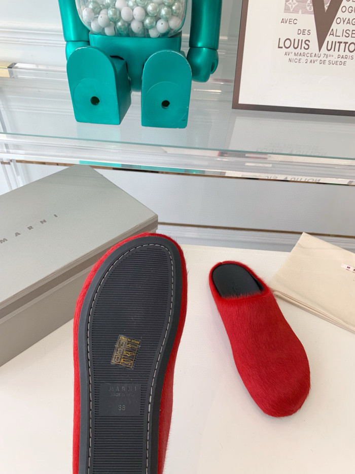 Ma*n1 FUSSBET SABOT CALF-HAIR SLIPPERS
