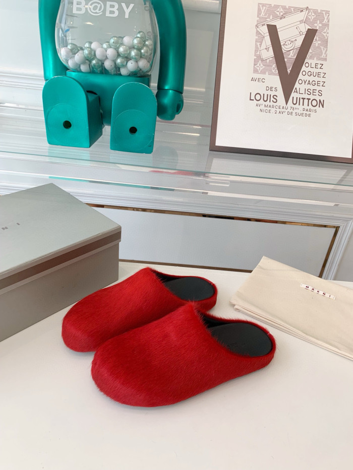 Ma*n1 FUSSBET SABOT CALF-HAIR SLIPPERS