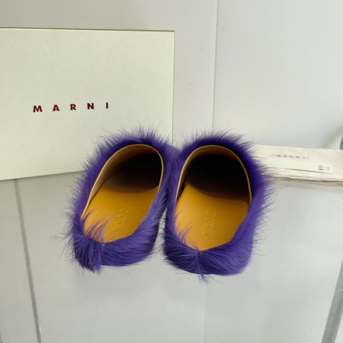 Ma*n1 FUSSBET SABOT CALF-HAIR SLIPPERS