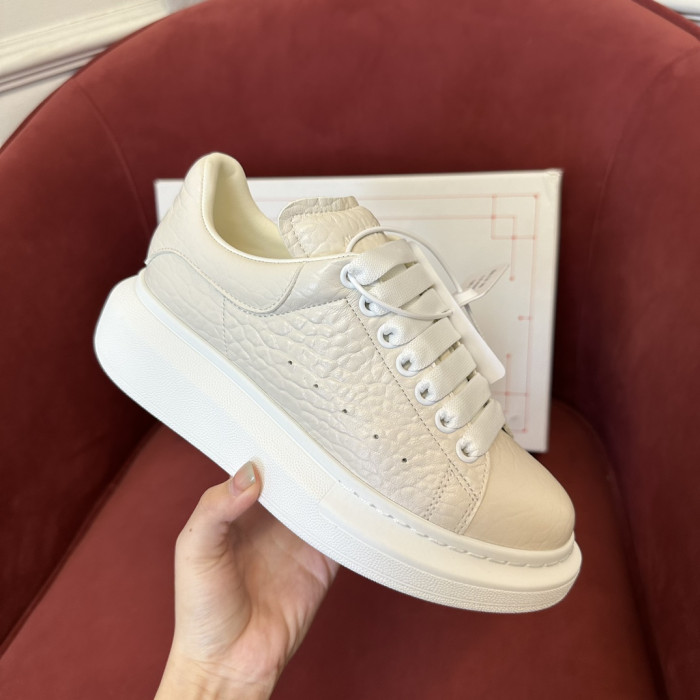 A1exa*der Mcqv*en Sneaker