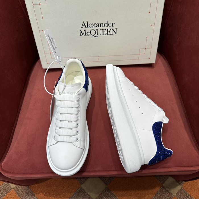A1exa*der Mcqv*en Sneaker