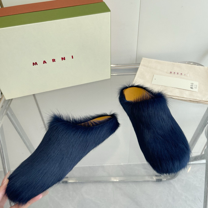 Ma*n1 FUSSBET SABOT CALF-HAIR SLIPPERS