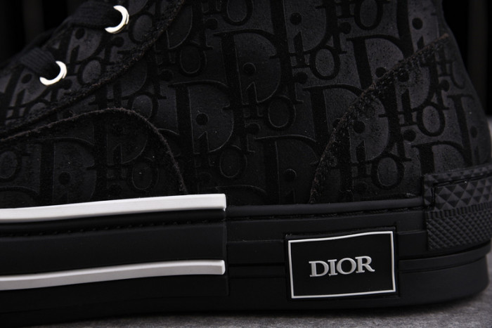 DR B23 HIGH-TOP SNEAKERS 0116