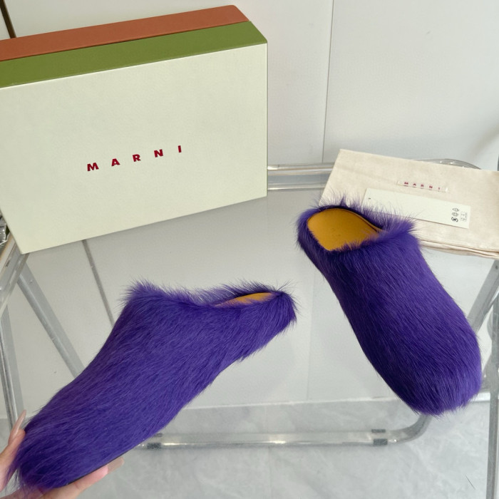 Ma*n1 FUSSBET SABOT CALF-HAIR SLIPPERS