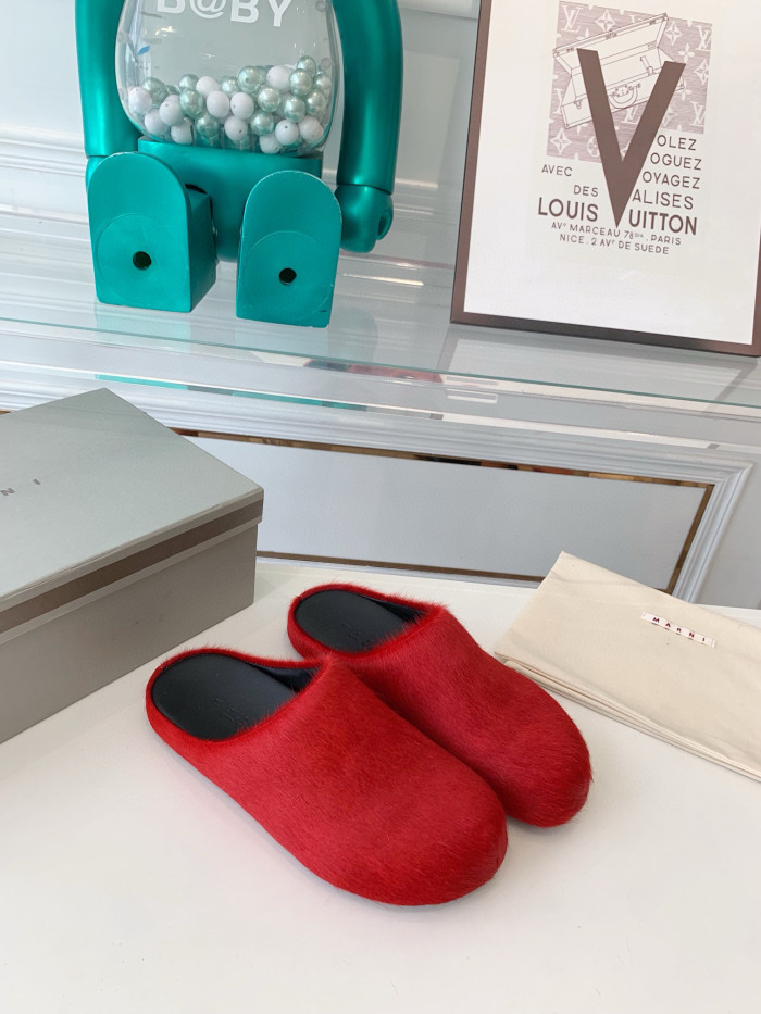 Ma*n1 FUSSBET SABOT CALF-HAIR SLIPPERS