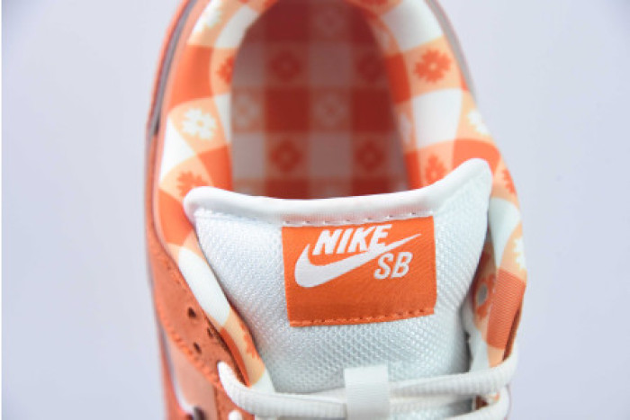CONCEPTS X NIKE SB DUNK LOW