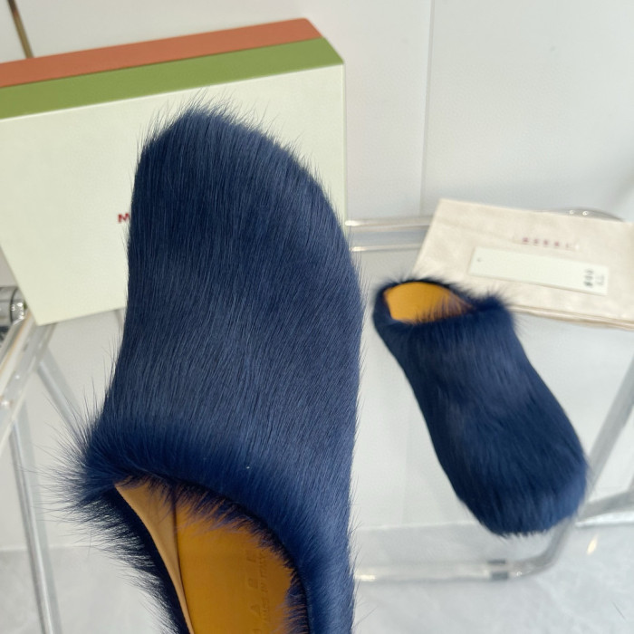 Ma*n1 FUSSBET SABOT CALF-HAIR SLIPPERS