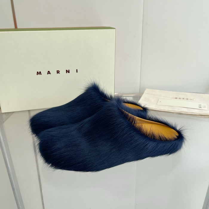 Ma*n1 FUSSBET SABOT CALF-HAIR SLIPPERS