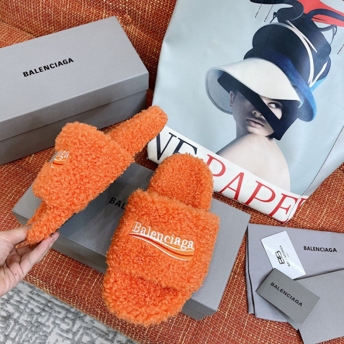 Ba1en*iaga FURRY SLIDE SANDAL