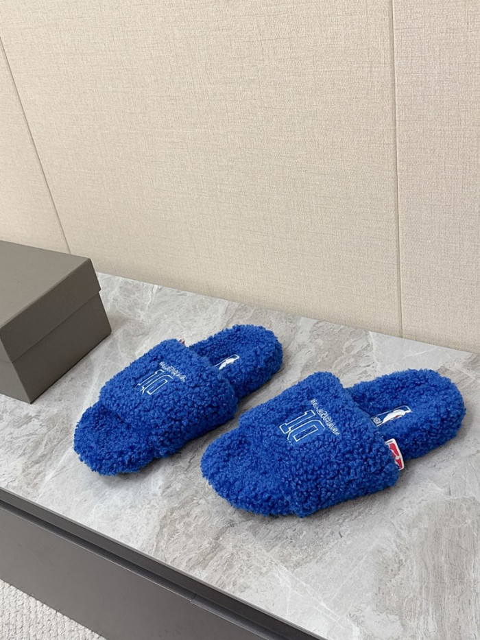 Ba1en*iaga FURRY SLIDE SANDAL