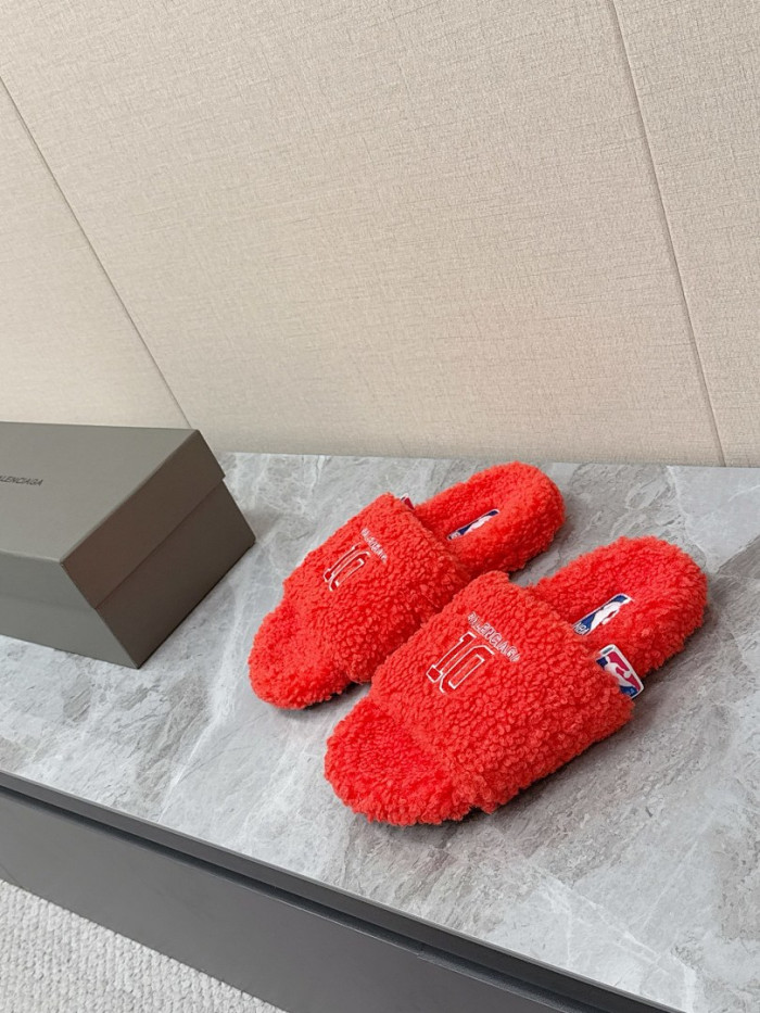 Ba1en*iaga FURRY SLIDE SANDAL