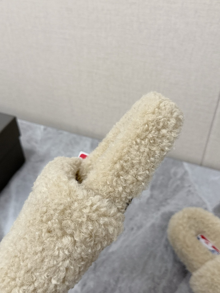 Ba1en*iaga FURRY SLIDE SANDAL
