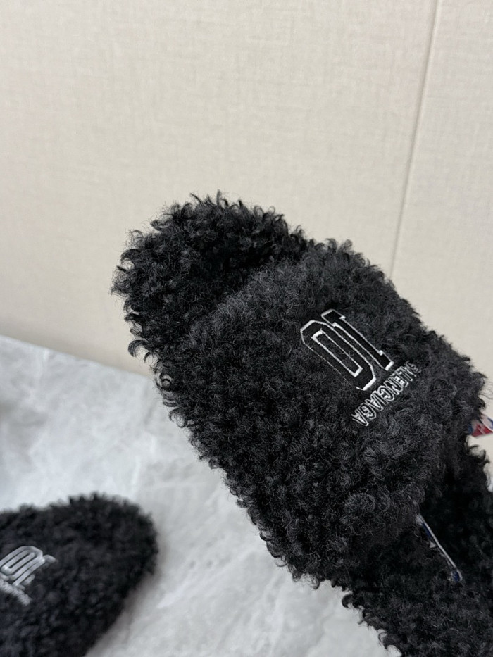 Ba1en*iaga FURRY SLIDE SANDAL
