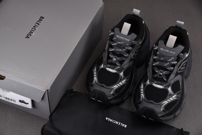 Ba1en*iaga 6XL SNEAKER