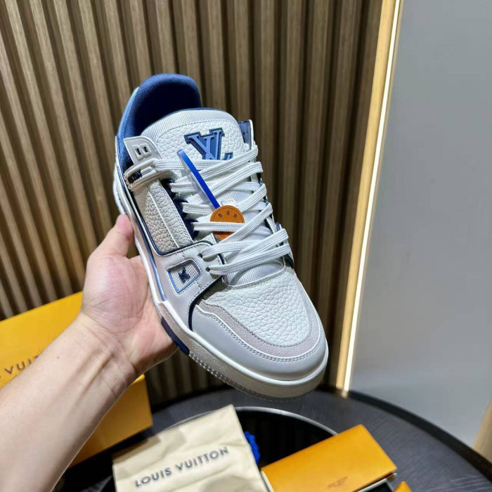 L0vis Vvtt0n LV trainer