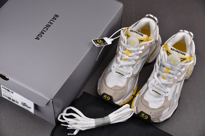 BALENCIAGA RUNNER SNEAKER W3RNY-9710