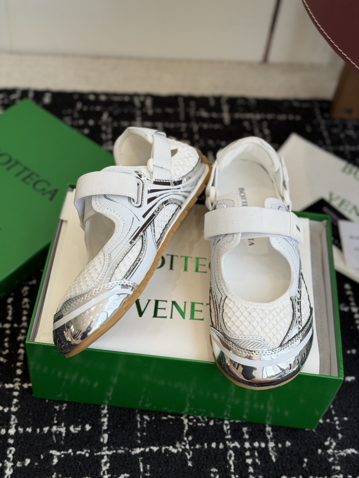 B0tt*ga Ven*ta Orbit Flash Mary- Jane Sneakers in White