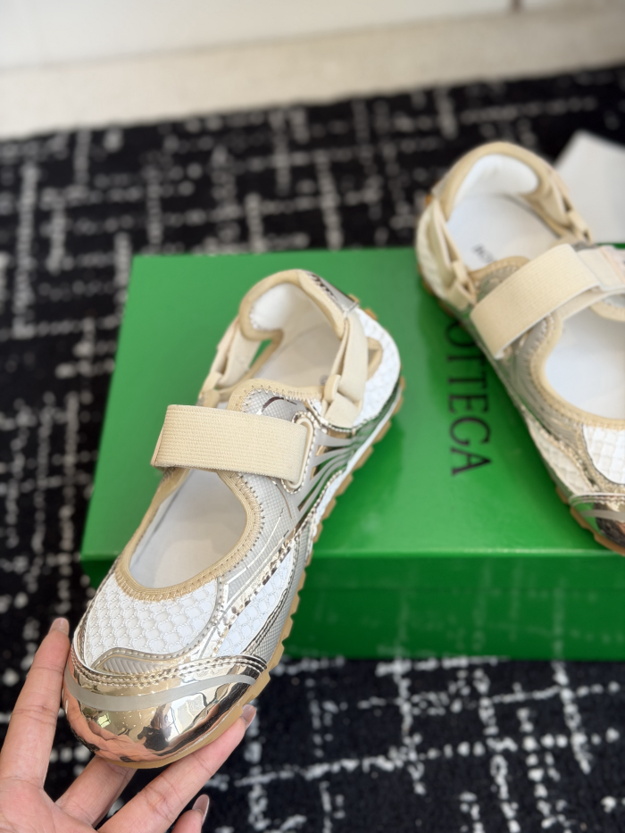 B0tt*ga Ven*ta Orbit Flash Mary- Jane Sneakers