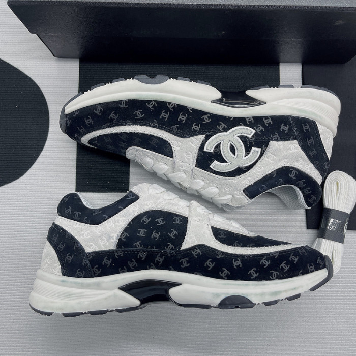 CHANEL sneaker
