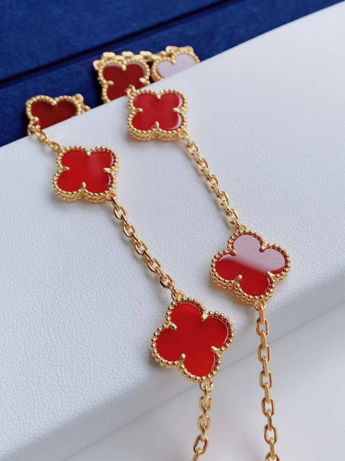 V*n Cl**f & Arpels Vintage Alhambra Bracelet