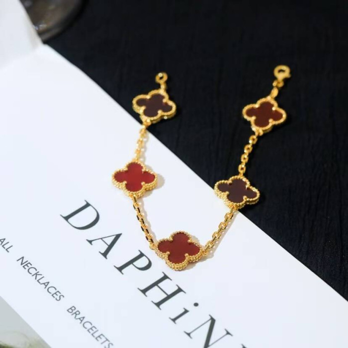 V*n Cl**f & Arpels Vintage Alhambra Bracelet